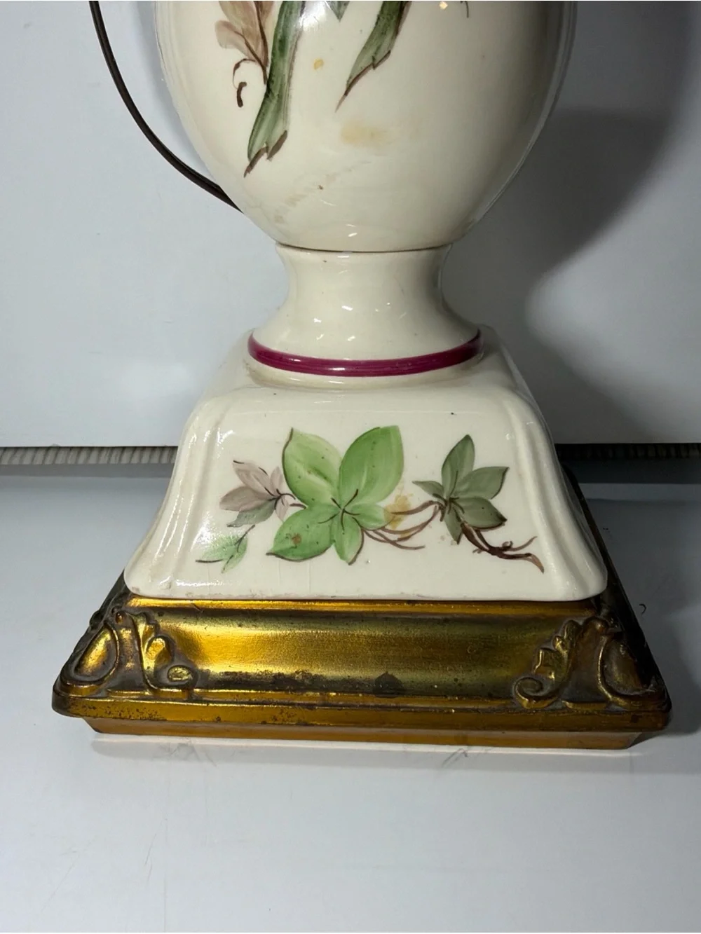 Vintage Floral Ceramic Table Lamp Urn Vase Style Hand Painted Ivy Design